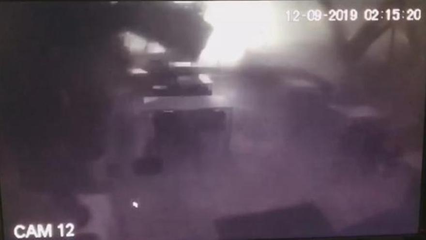 El destructivo tornado de Dénia, captado por las cámaras de un restaurante