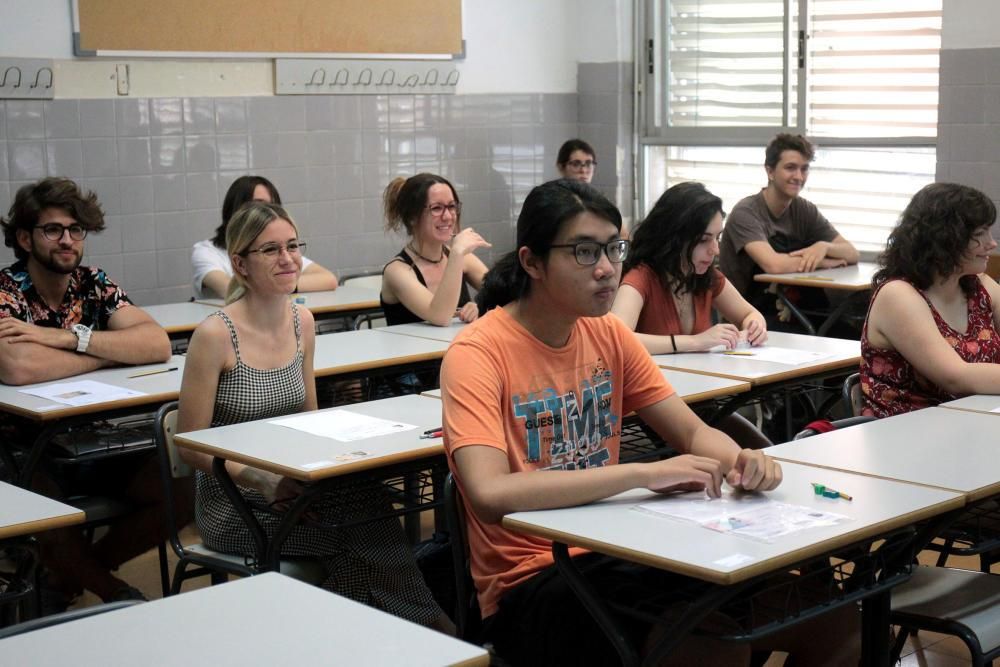 Examen oficial de japonés en València