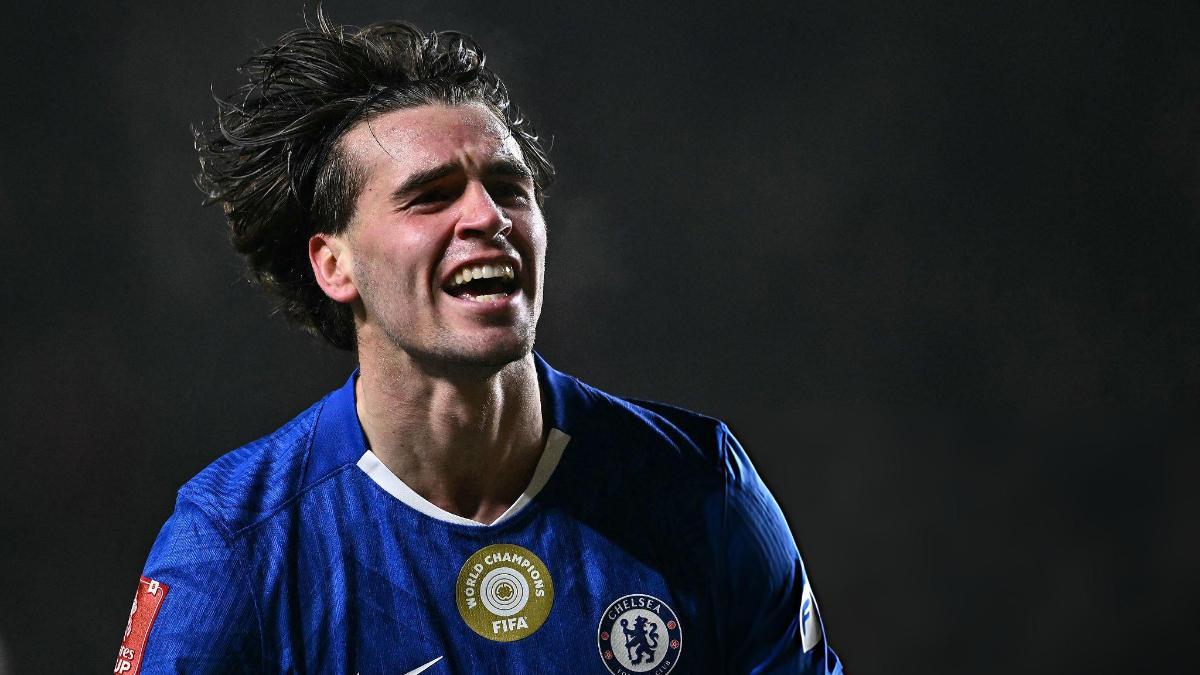 Marc Guiu, goleador ante el Charlton Athletic en la FA Cup