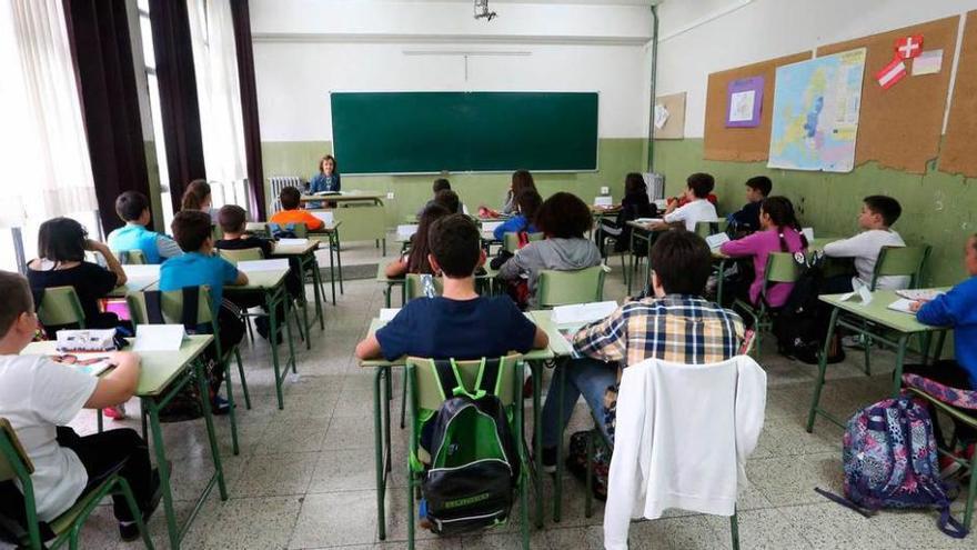 Más de siete mil alumnos inician la actividad en Oviedo