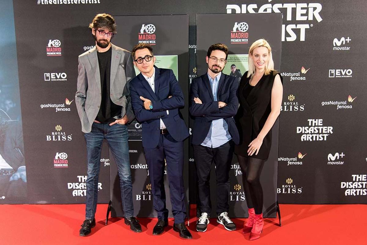 Javier Botet, Berto Romero, Carlo Padial y Carolina Bang, en la première de 'Algo muy gordo' en Madrid