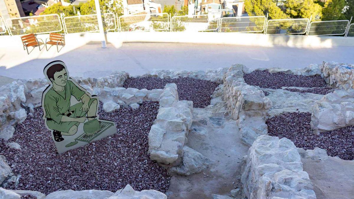 Imagen del asentamiento romano en el "castellum" del Tossal de La Cala.
