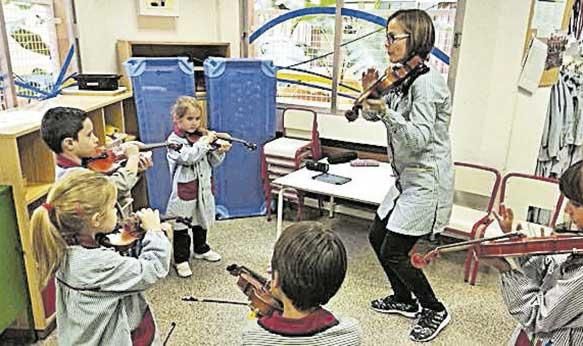 Violinproject, jugant amb la música