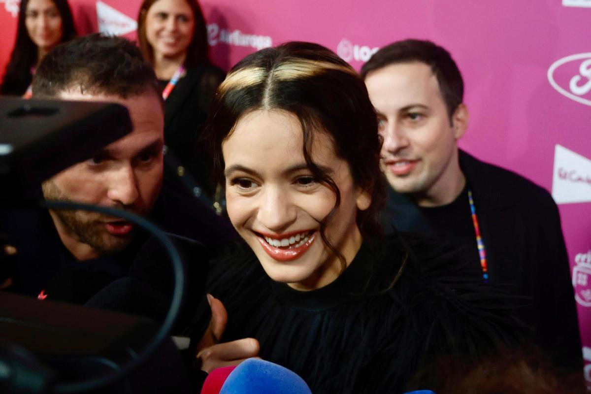 Los 40 Music Awards en el Roig Arena de València, en imágenes