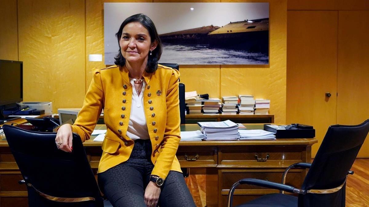 La ministra de Industria, Reyes Maroto, durante una entrevista con EL PERIÓDICO