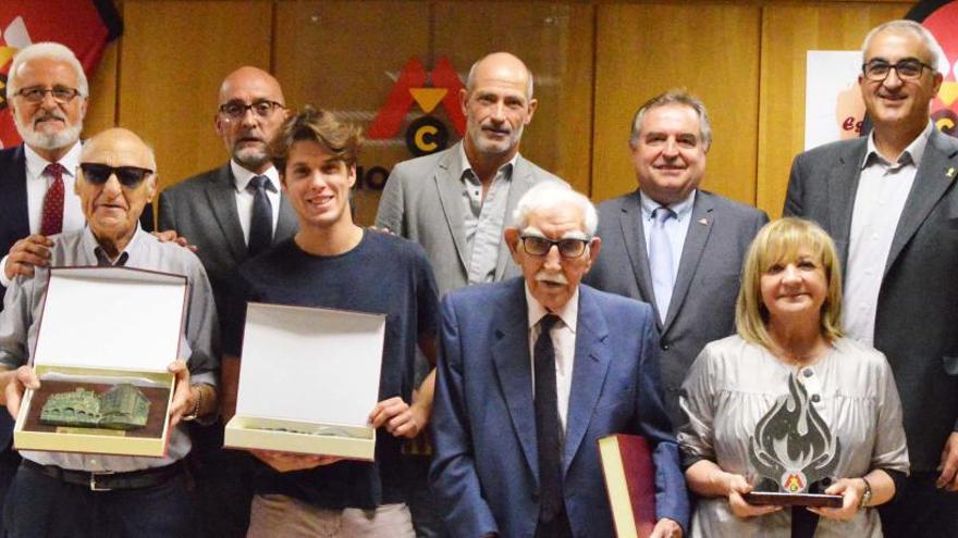 Els guardonats pel Montepio de Conductors per la festivitat de Sant Cristòfol