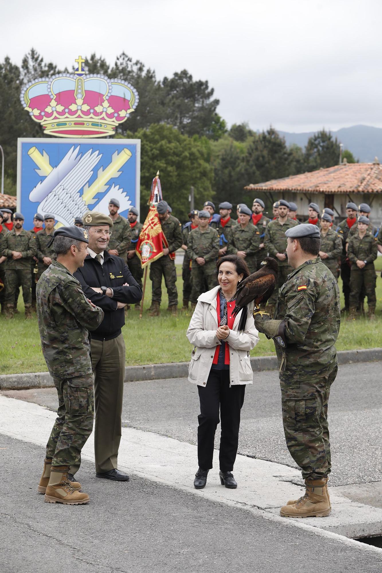 La visita de la ministra de Defensa Margarita Robles al cuartel de Cabo Noval