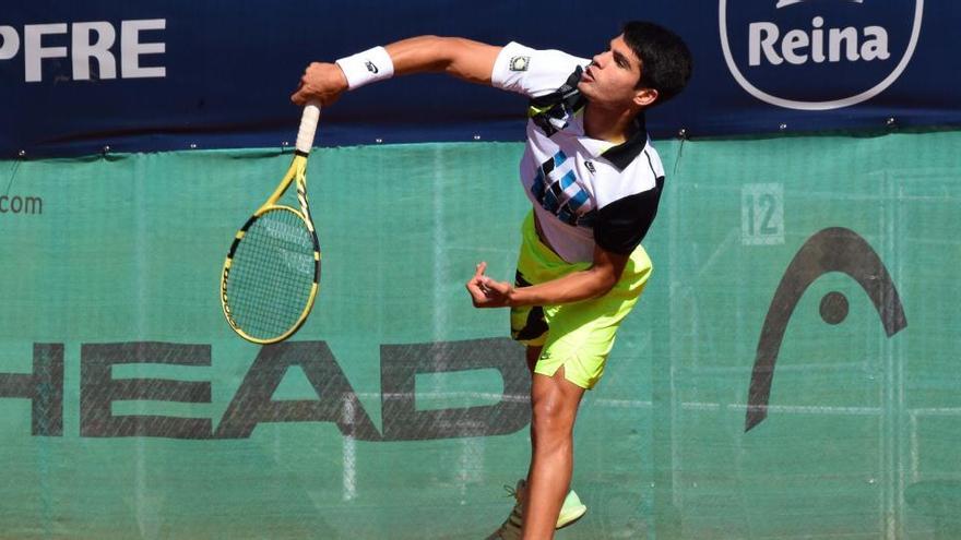 Carlos Alcaraz se clasifica para cuartos de final en el Challenger de Villena