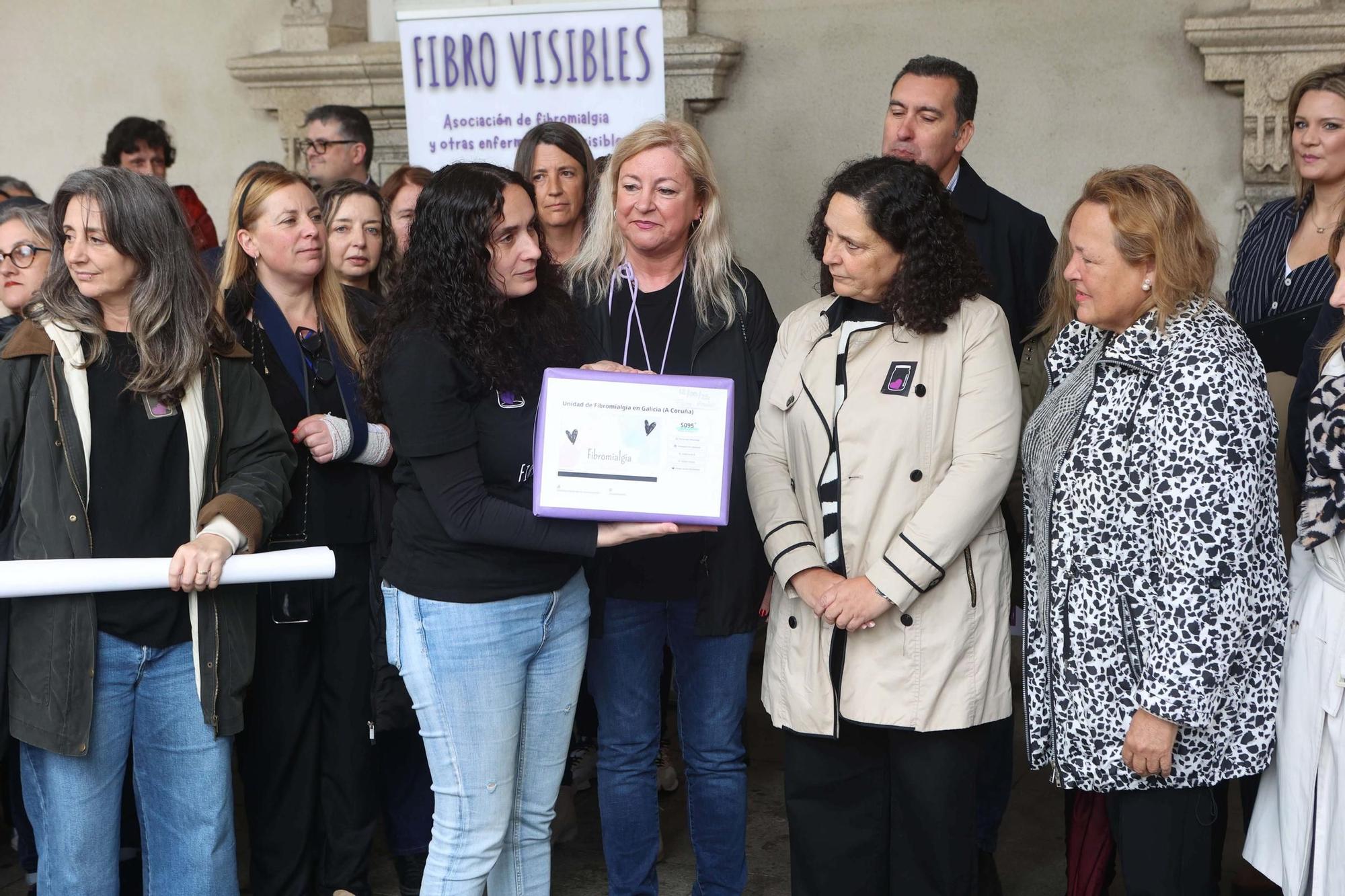 Día Mundial de la Fibromialgia: concentración de afectos en María Pita