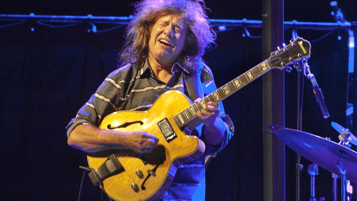 Pat Metheny, durante un concierto en el Auditori en noviembre de 2011 dentro del Festival Internacional de Jazz de Barcelona.