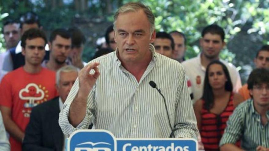 Pons: &quot;El PSOE debería hacer ya las reformas que se necesitan&quot;