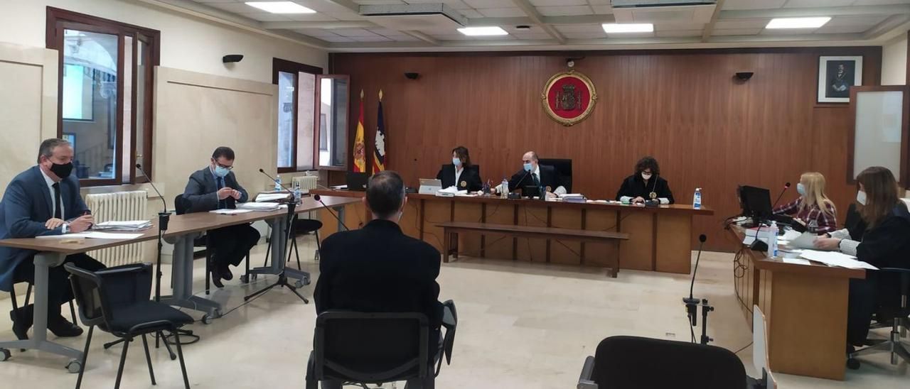 El Supremo advierte a un pederasta que su condena sería mayor con el ‘solo sí es sí’.