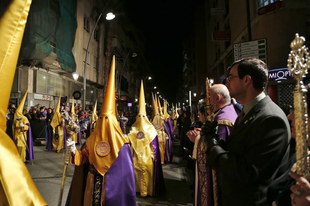 La Esperanza y el Cristo de la Caída protagonizaron el Encuentro en la Vía Doloresa de la Semana Santa de Torrevieja