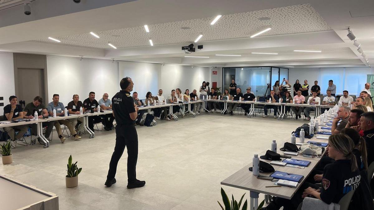 Foto de la primera de las jornadas centradas en el papel del agente tutor.