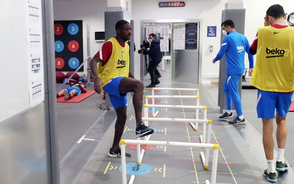 Dembélé, en el gimnasio de la ciudad deportiva de Sant Joan Despí.