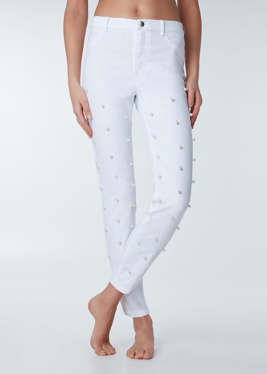 Pantalones con perlas: Calzedonia