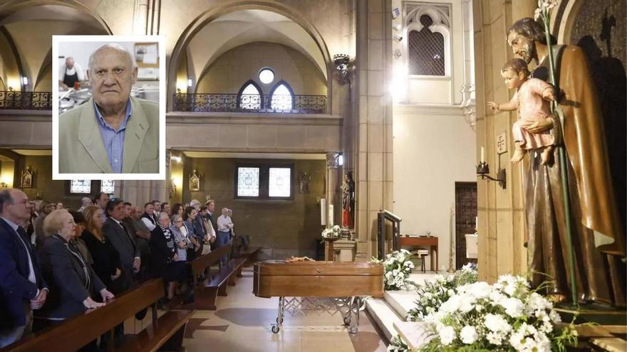 Gran y emotiva despedida a Luis Torres, histórico presidente de la Cocina Económica en La Asunción: &quot;Se va un hombre bueno&quot;