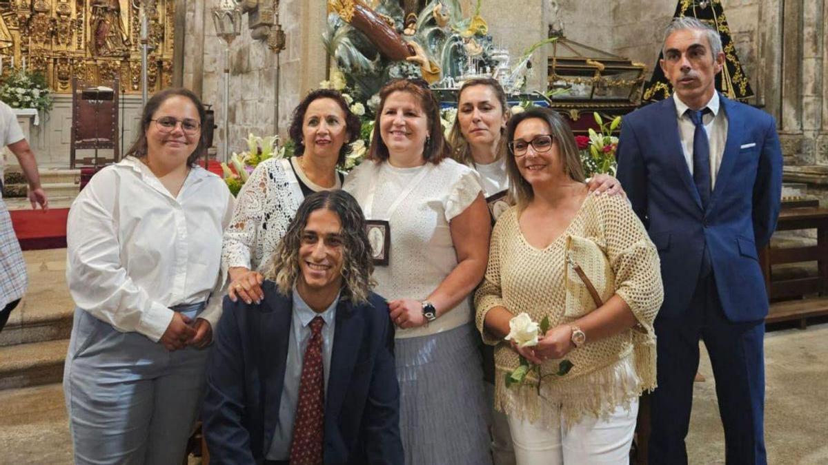 Directivos de la asociación O Carme Baiona.