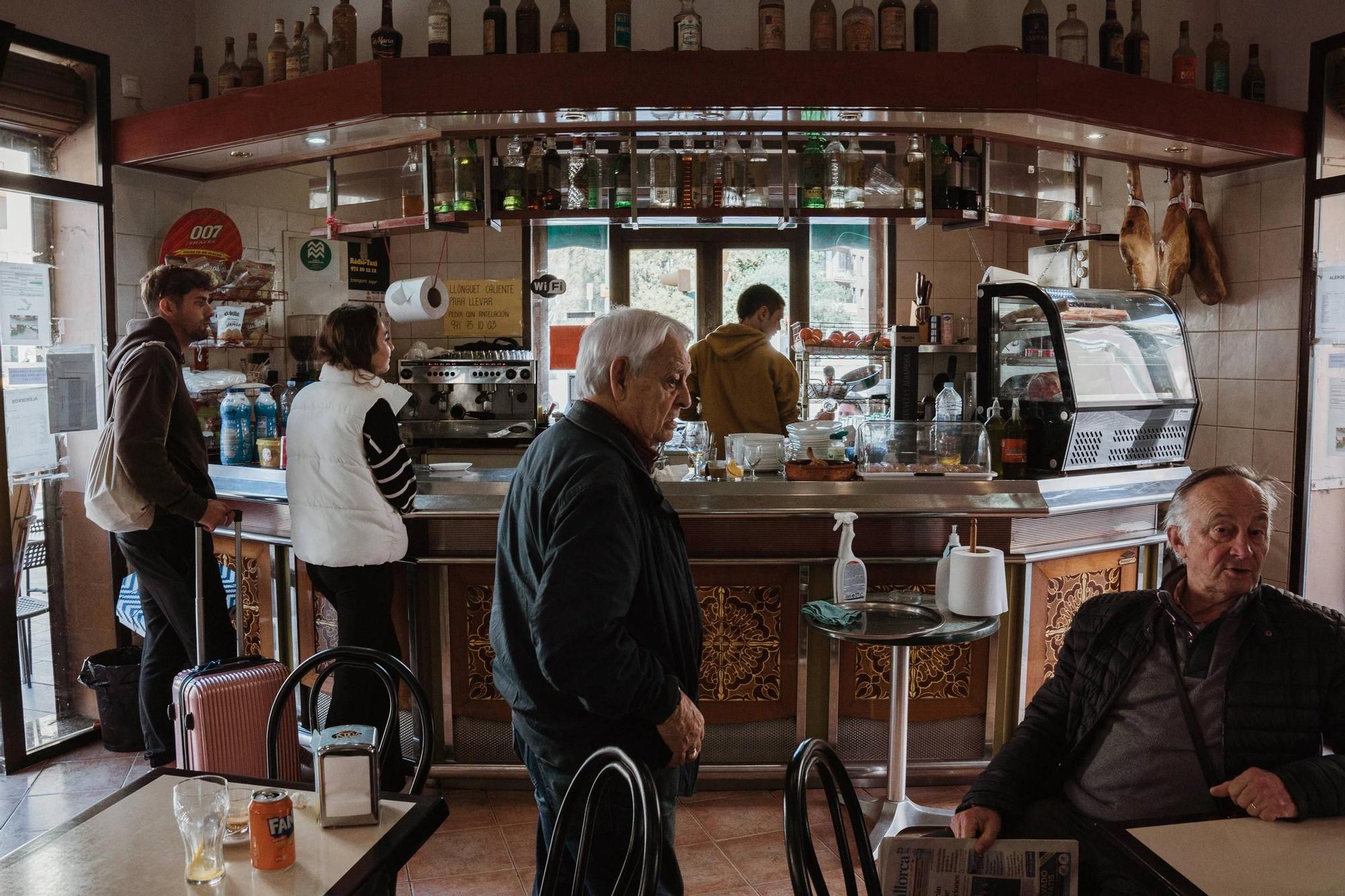 Así es el bar Vista Alegre, punta de lanza en el barrio de Bons Aires