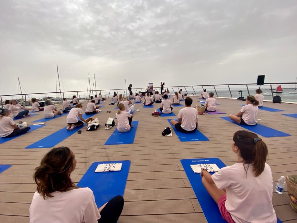 Las imágenes de la clase de yoga con Verónica Blume en Formentera