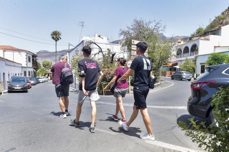 Turistas en las Medianías de Gran Canaria