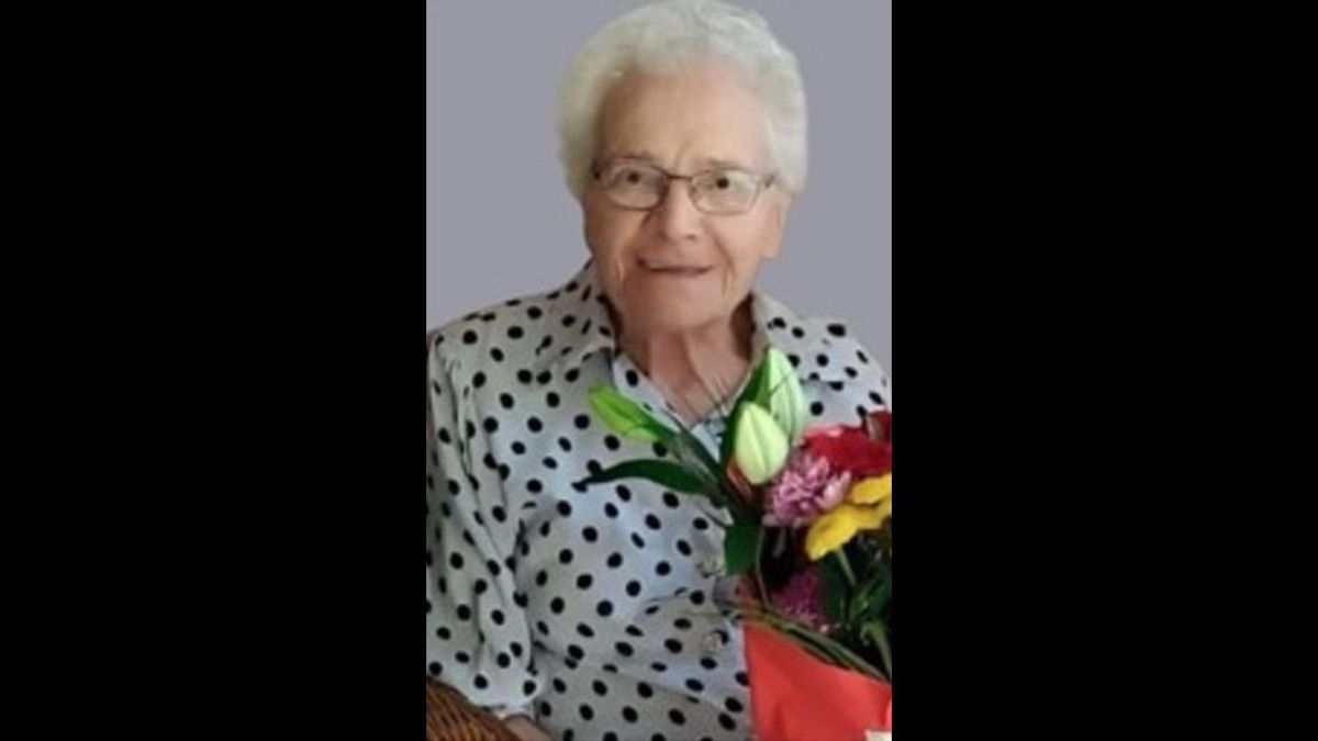 Mor als 97 anys Rosario Ferrer, la llibretera de la carretera de Vic de Sant Fruitós