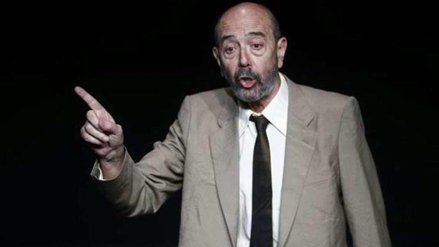 El actor Miguel Rellán durante una representación teatral.