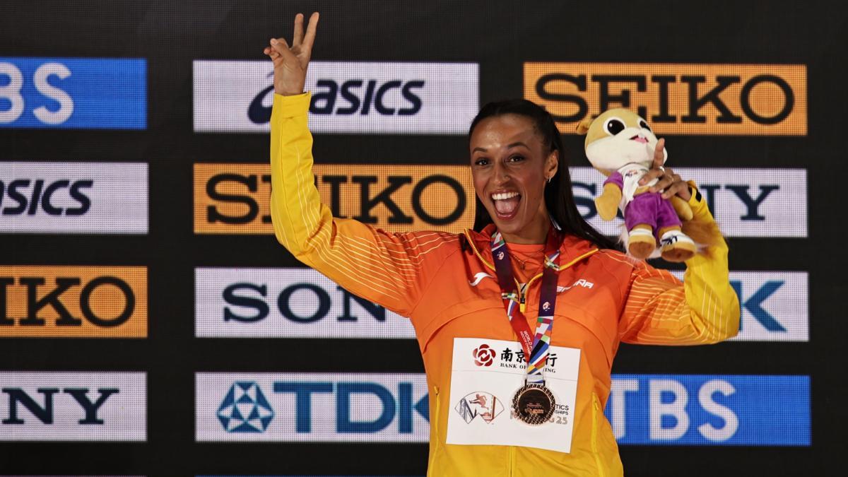 Ana Peleteiro, con su bronce en el Mundial bajo techo de Nanking