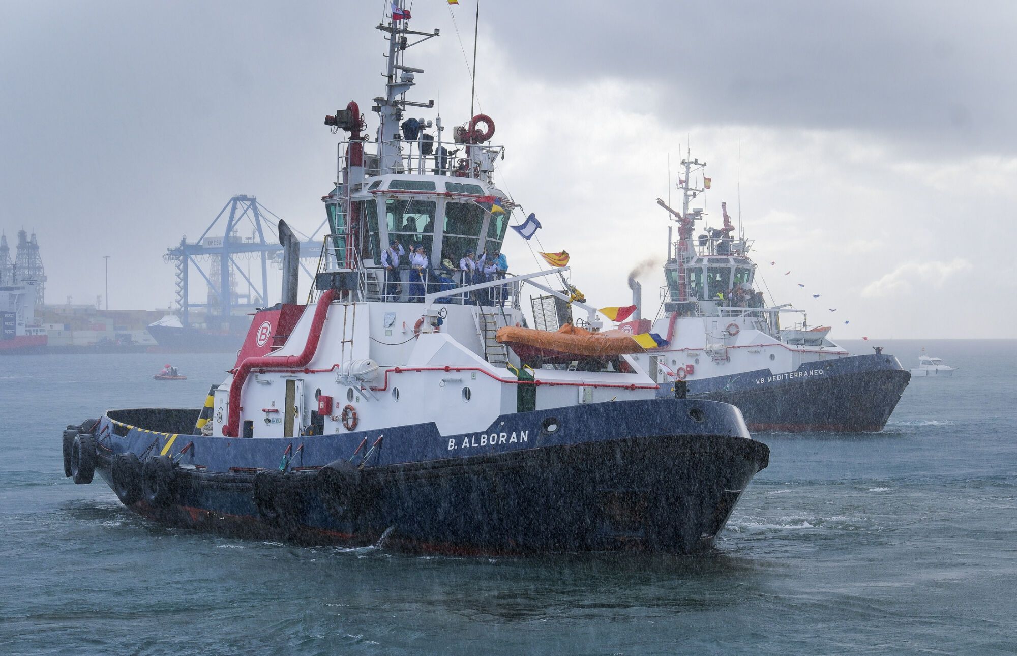 Llegada de los Reyes Magos, en la Base Naval 