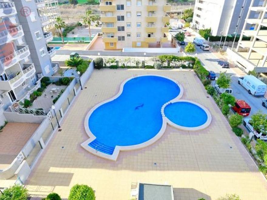 Pisos y apartamentos con piscina en venta en Guardamar del Segura, Alicante