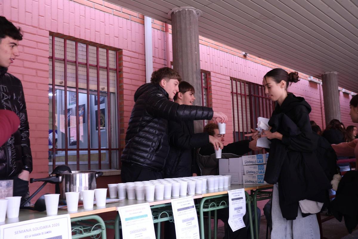 Semana Solidaria en el IES La Vaguada Semana Solidaria en el IES La Vaguada