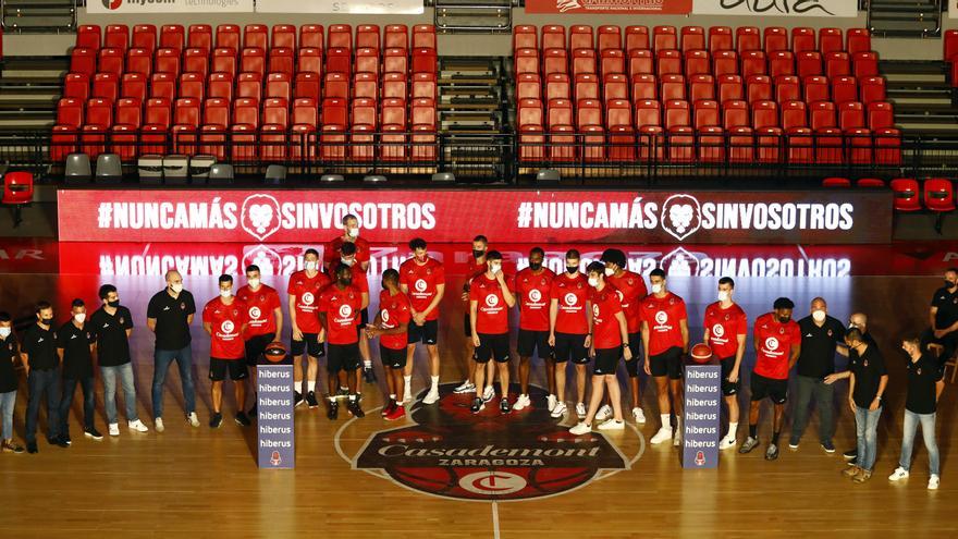 El Casademont presenta a sus equipos masculino y femenino para la próxima temporada.