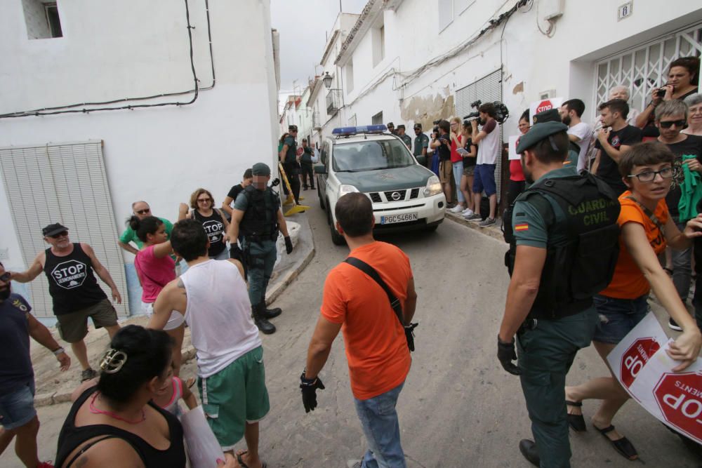 Desahucio paralizado en Oliva