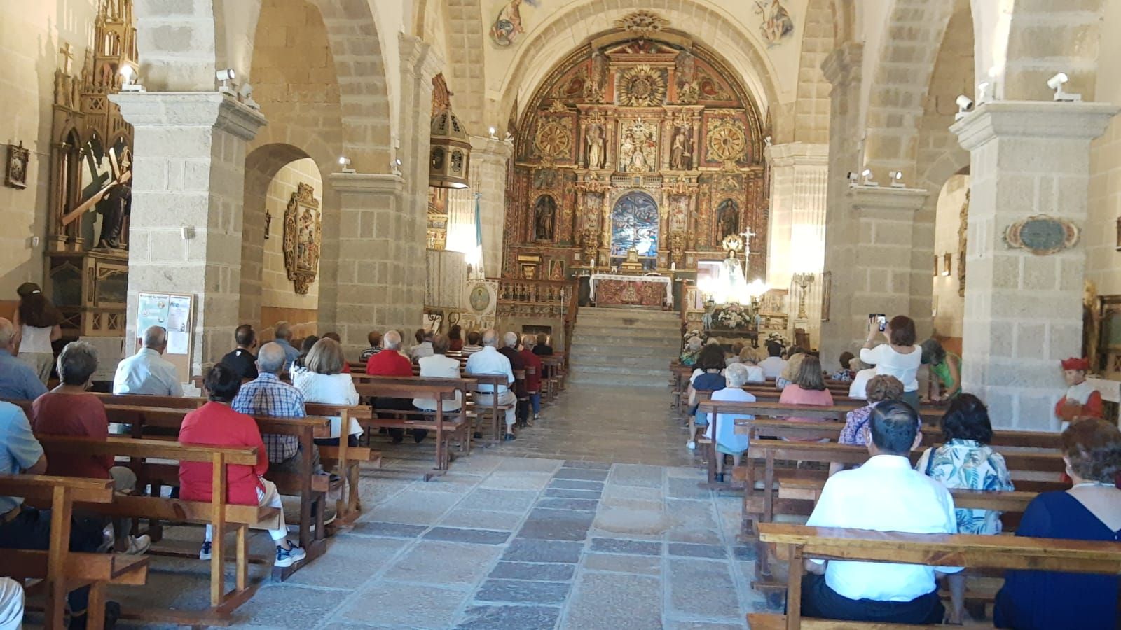 GALERÍA | Sanabria, a los pies de su patrona Nuestra Señora de los Remedios en Otero