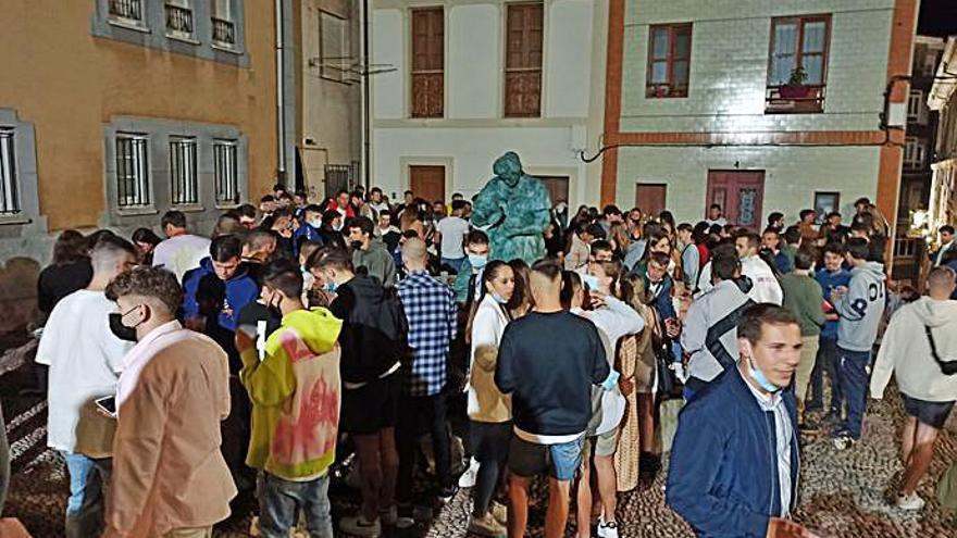 Ambiente juvenil, el sábado por la noche. | B. G.