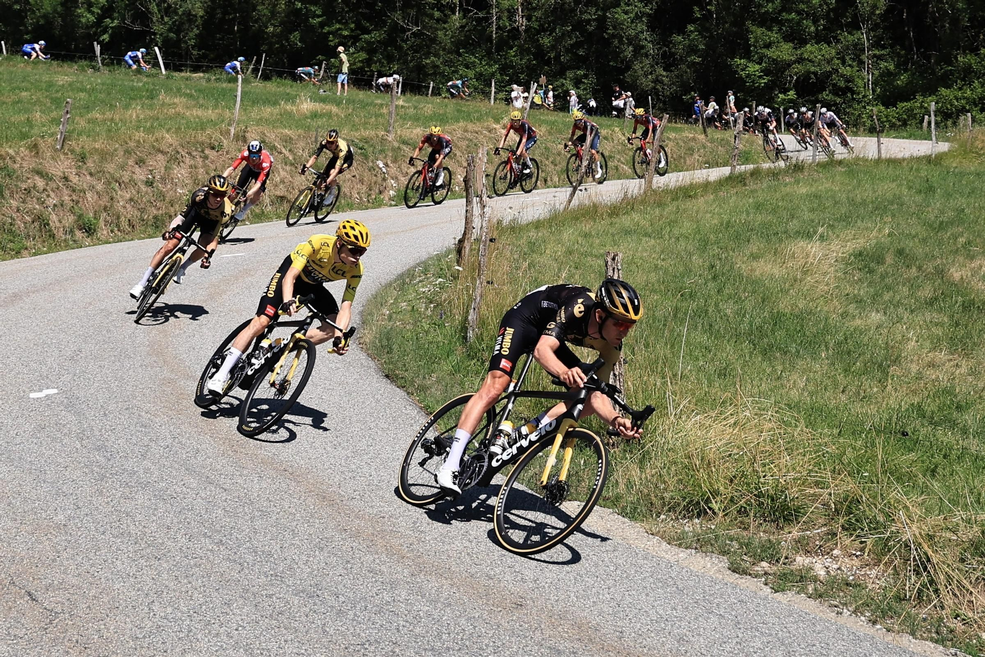 IMÁGENES | Las mejores imágenes de la etapa 15 del Tour de Francia