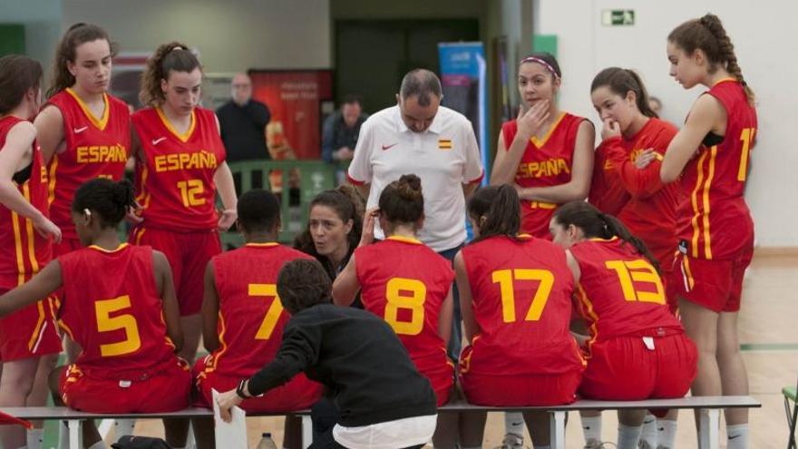 Los jugadores internacionales de L´Alqueria del Basket siguen creciendo