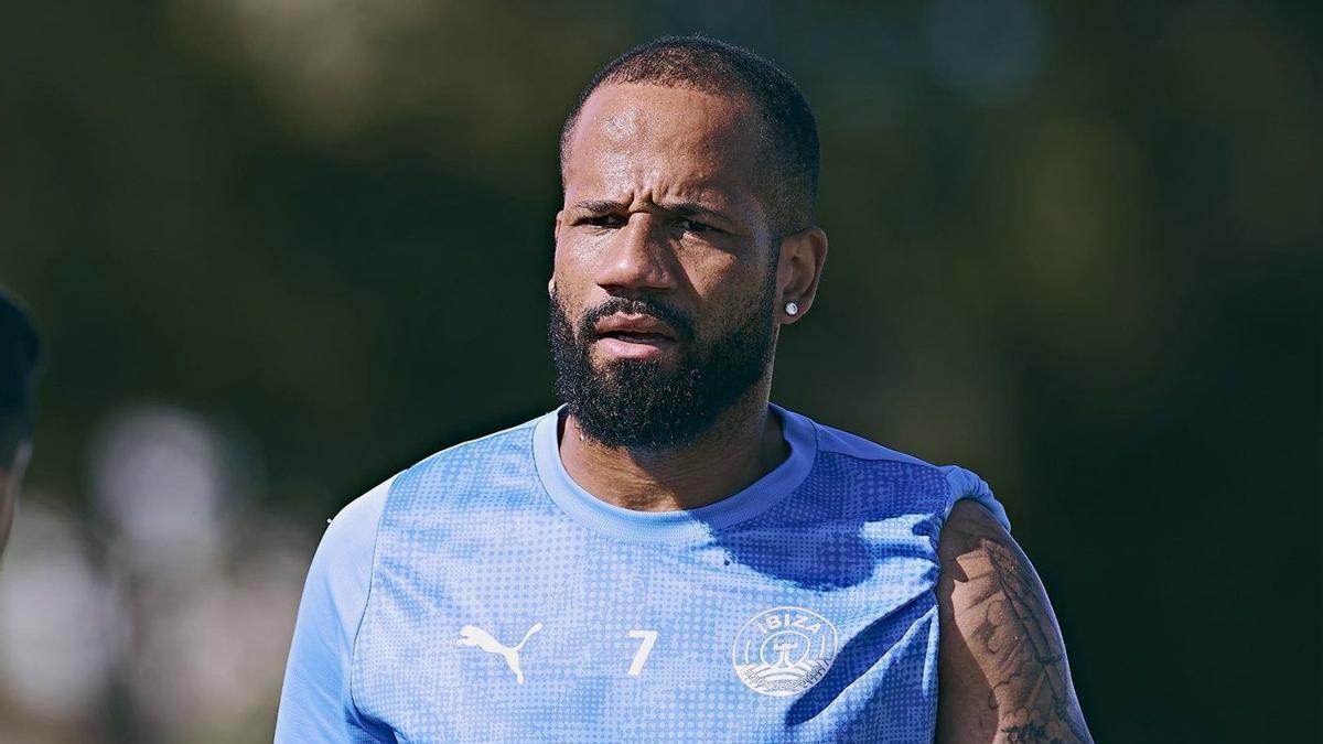Imagen de Bebé durante un entrenamiento semanal. | UD IBIZA