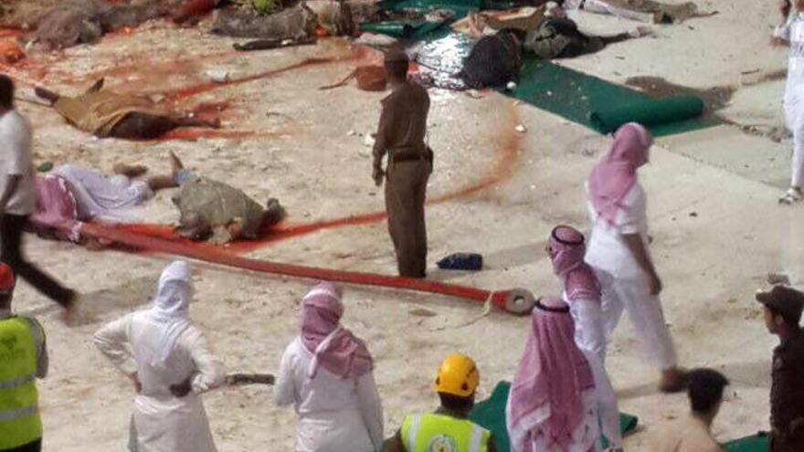 87 muertos en La Meca al caer una grúa dentro de la Gran Mezquita