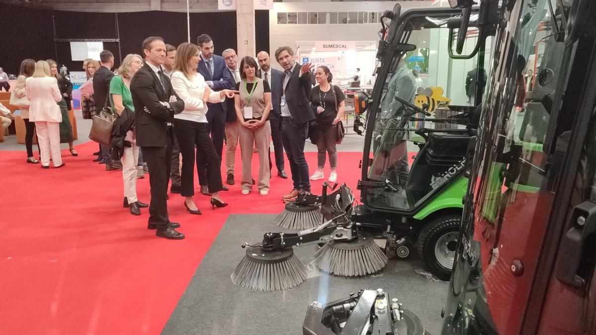 Por la izqda., Ricardo Durán, Natalia Prieto, Pablo Fernández y Paula Fernández, en la inauguración de las ferias Enerxétika y ExpoMunicipal