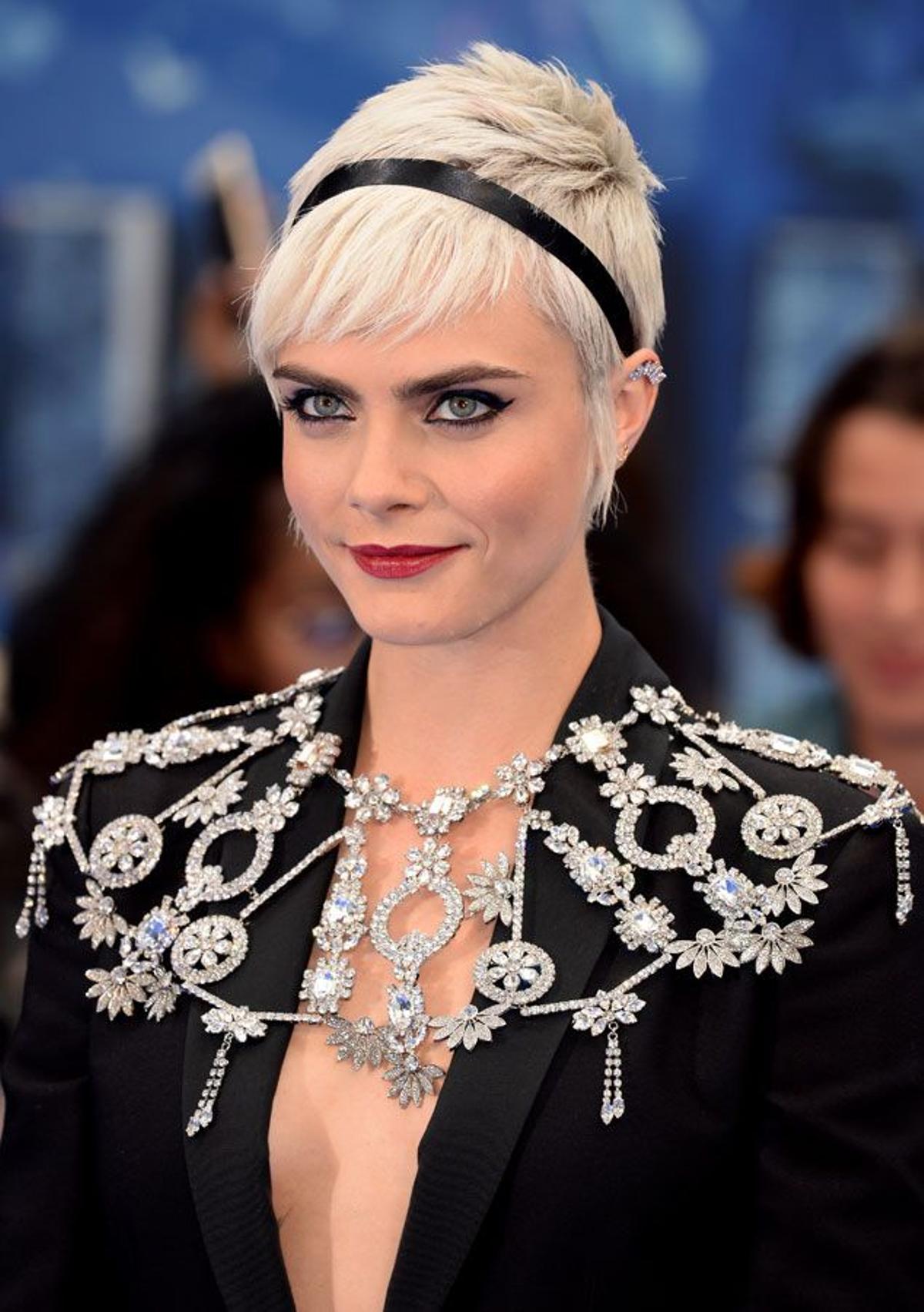 Cara Delevingne: rubio platino