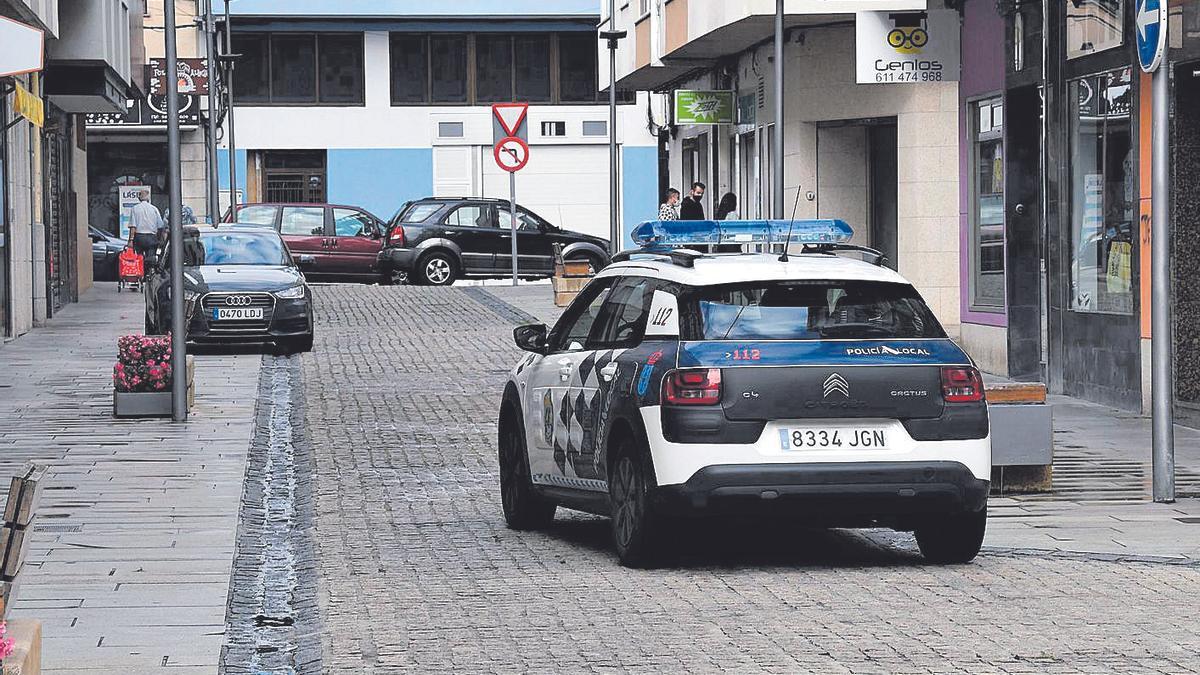 Patrulla de la Policía Local en Arteixo