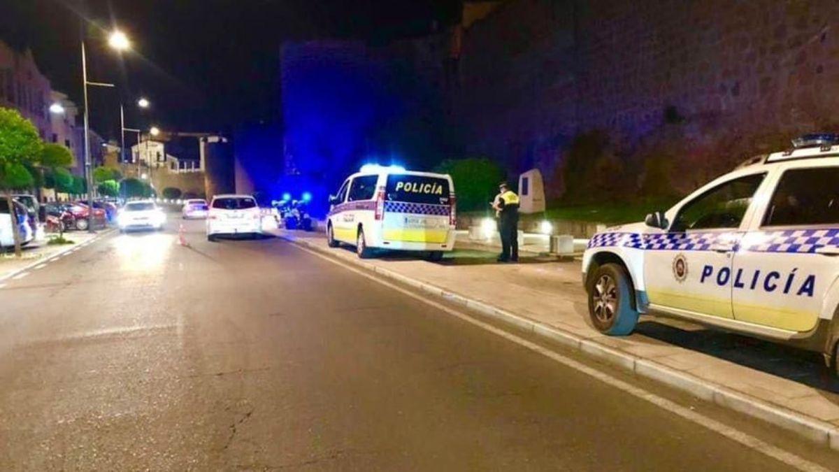 Control de la Policía Local de Plasencia, que ha multado a dos ciclistas por dar positivo en alcohol.