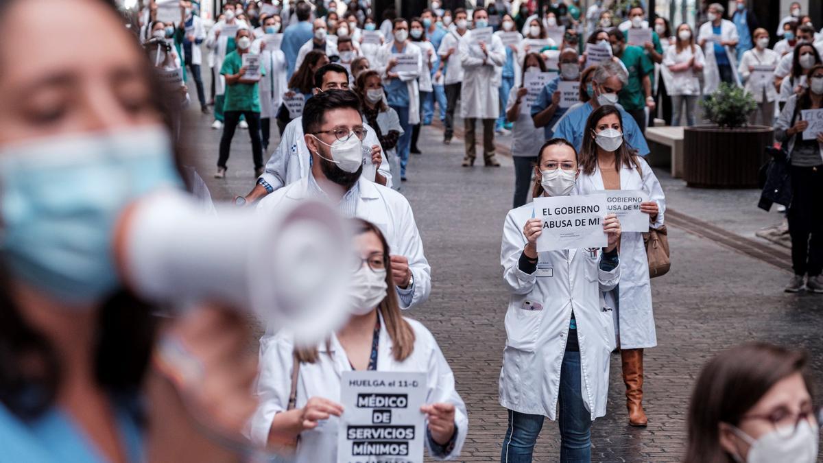 Los médicos temporales prorrogan la &quot;tregua&quot; un mes en espera reunión Pérez