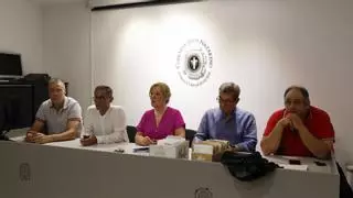 Dimiten Isabel García Prieto y toda la Junta de Gobierno de la Semana Santa de Zamora