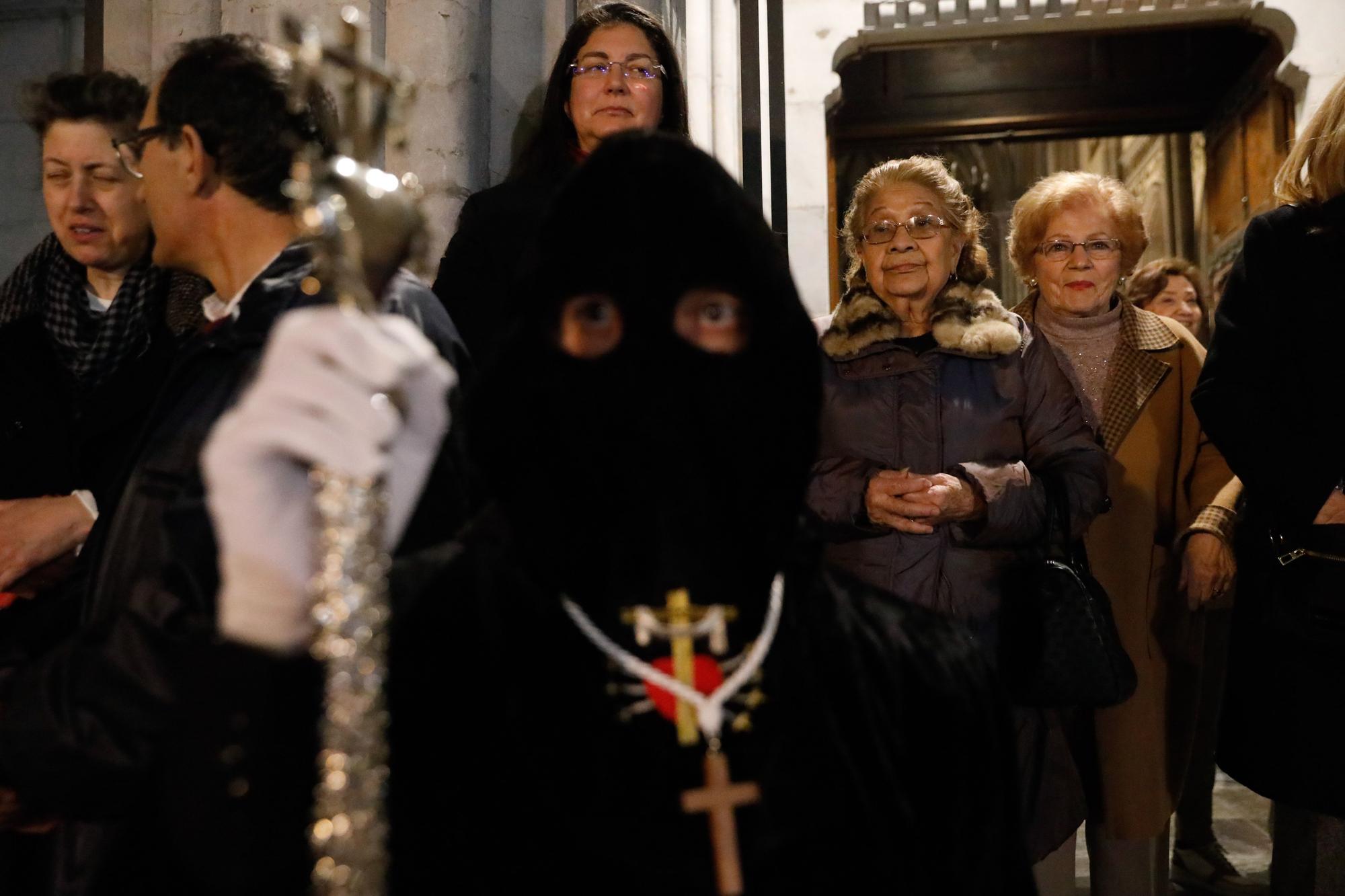 EN IMÁGENES: La procesión de Resurrección en Avilés