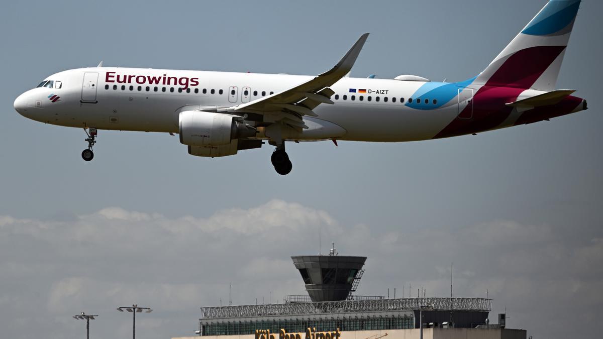 Un avión  de Eurowings.