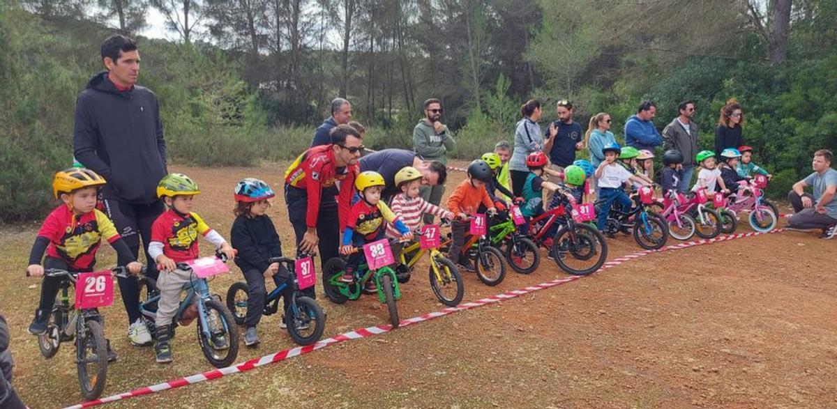 El Masterkids de Forada logra el récord con 150 participantes