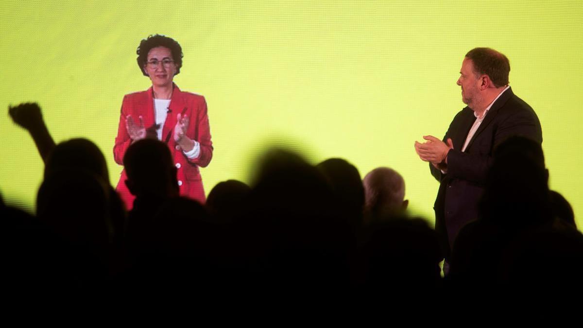 La secretaria general de ERC, Marta Rovira, y el líder del partido, Oriol Junqueras.