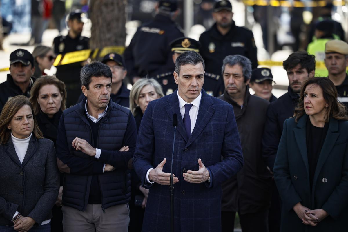 Pedro Sánchez, en el lugar de la tragedia.